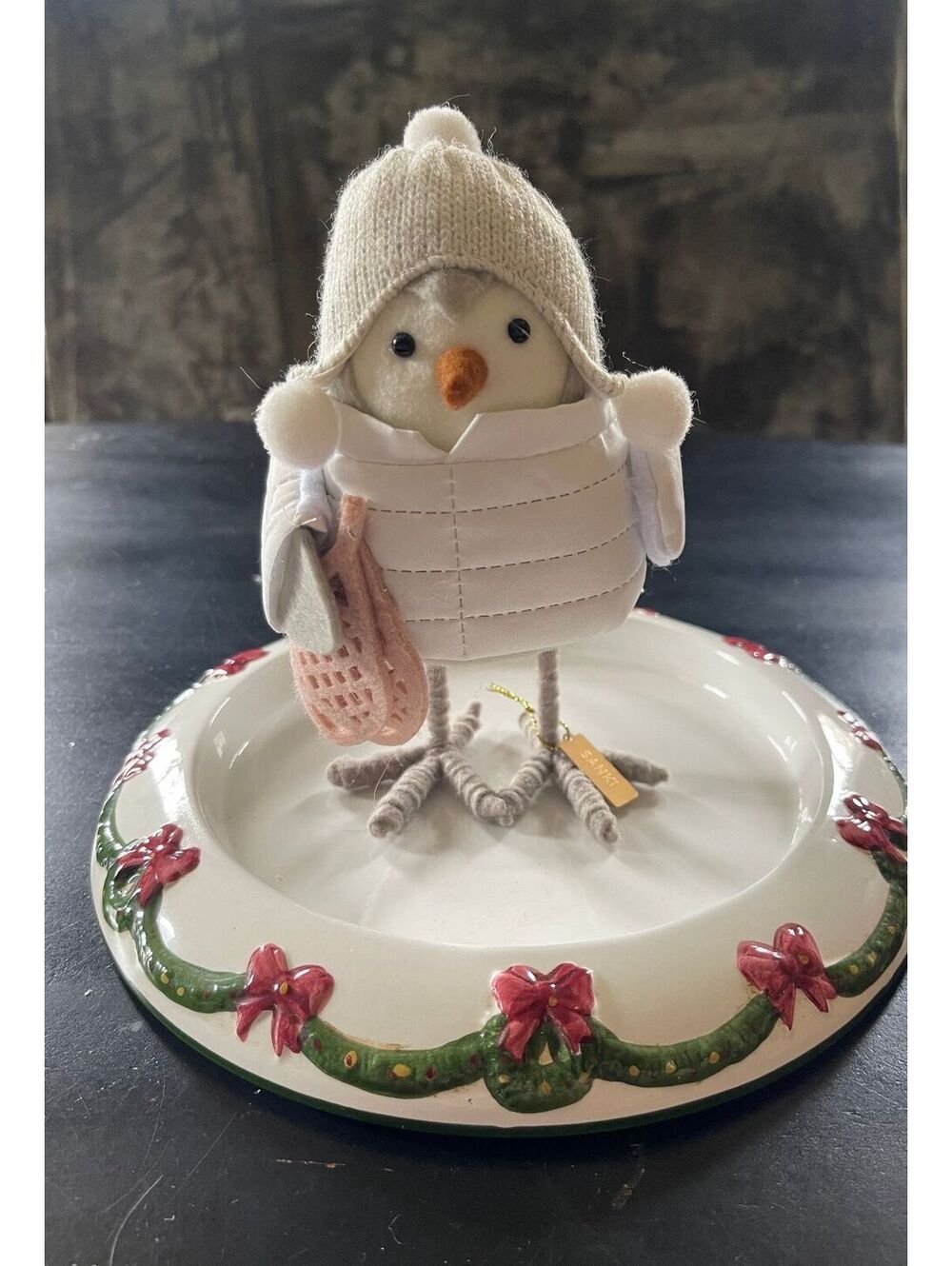 Featherly Friends Winter Bird Figurine -Banki 2025